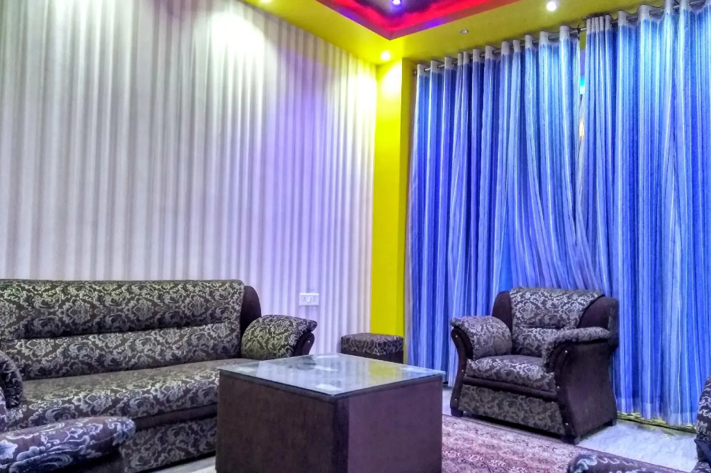 Collection O O 28469 Shivanya Guest House