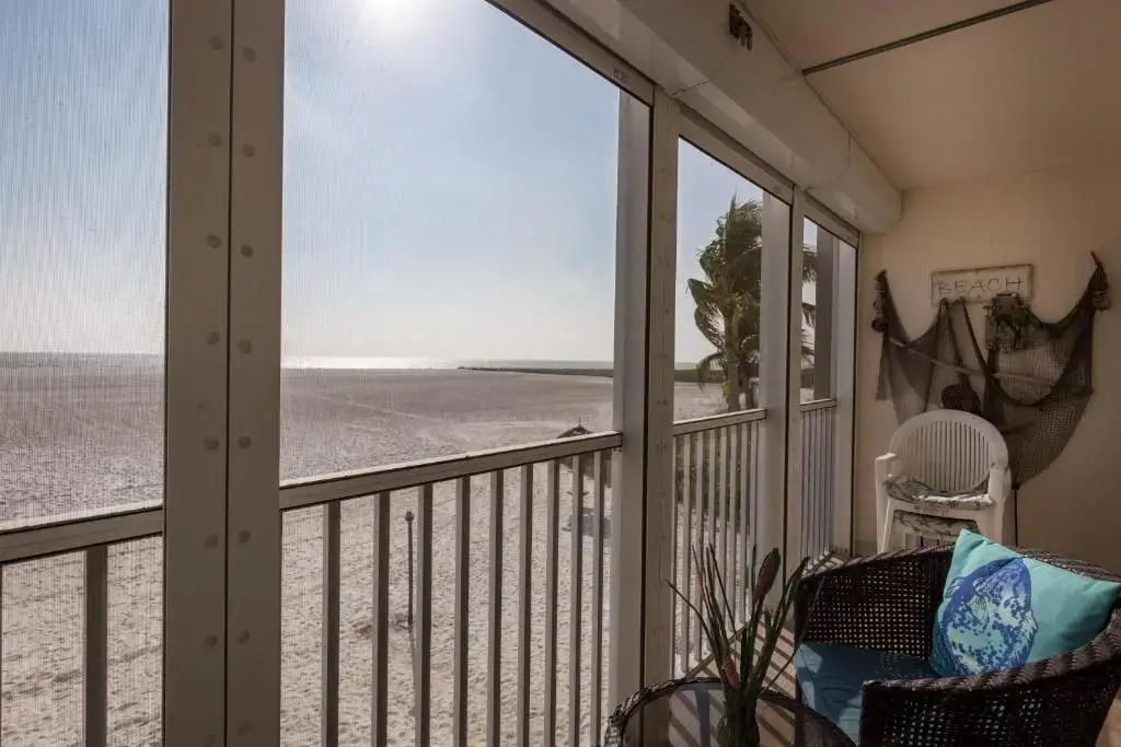 Castle Beach 105, Gulf Front, 2 Bedrooms, , Elevator, Sleeps 6, Heated Pool