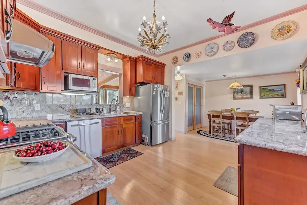 Lush And Warm 2br House In Sonoma 2 Bedroom Home by Redawning
