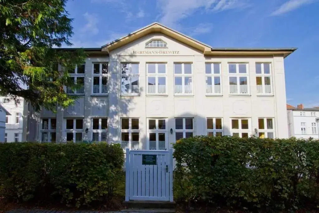 Villa Hartmann Drewitz App 03