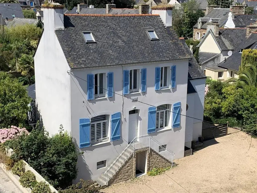 Maison 4 étoiles pour 8 pers avec piscine chauffée, proche port de Perros-Guirec - FR-1-368-153