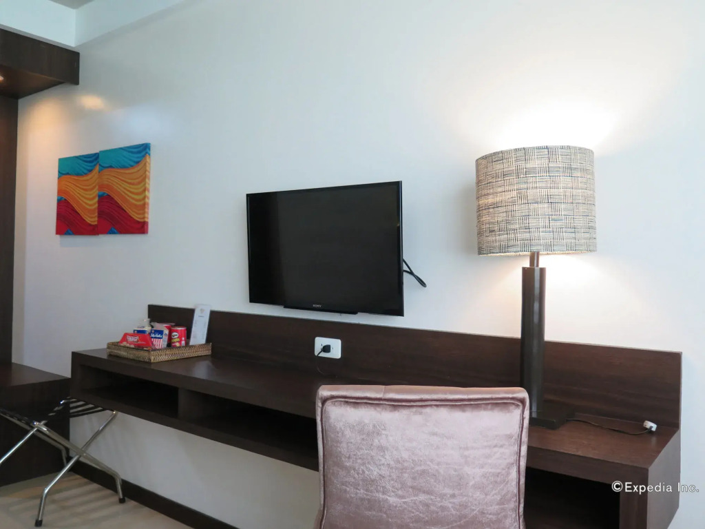 Kew Hotel Tagbilaran
