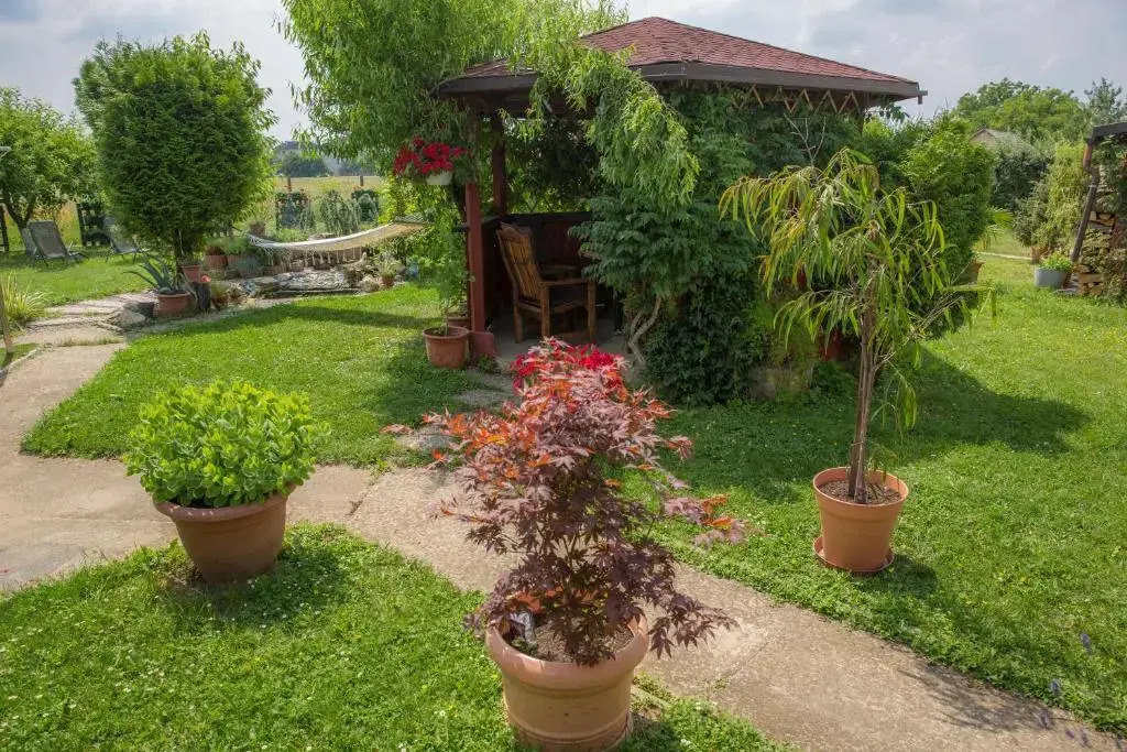 Tara Garden
