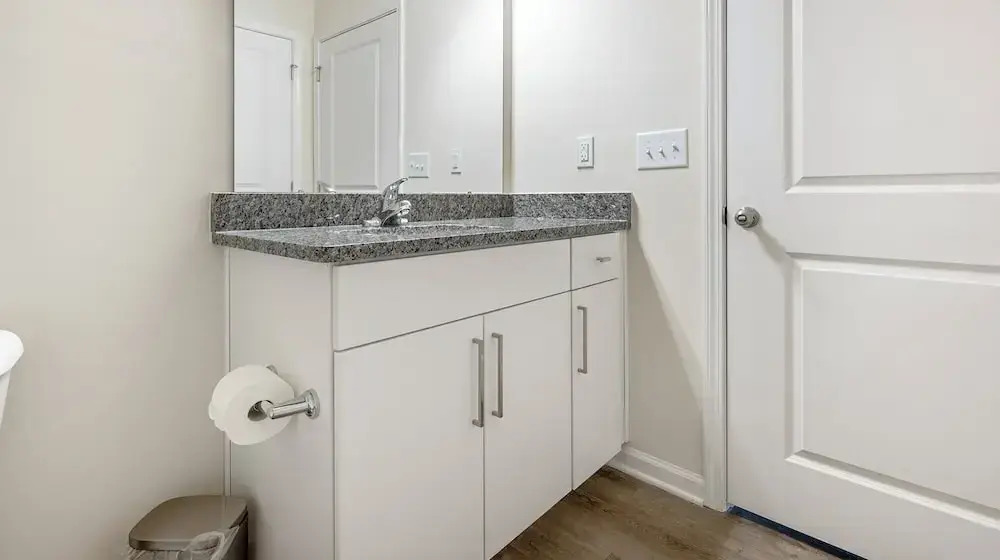 Landing Apartments - Emery Villages