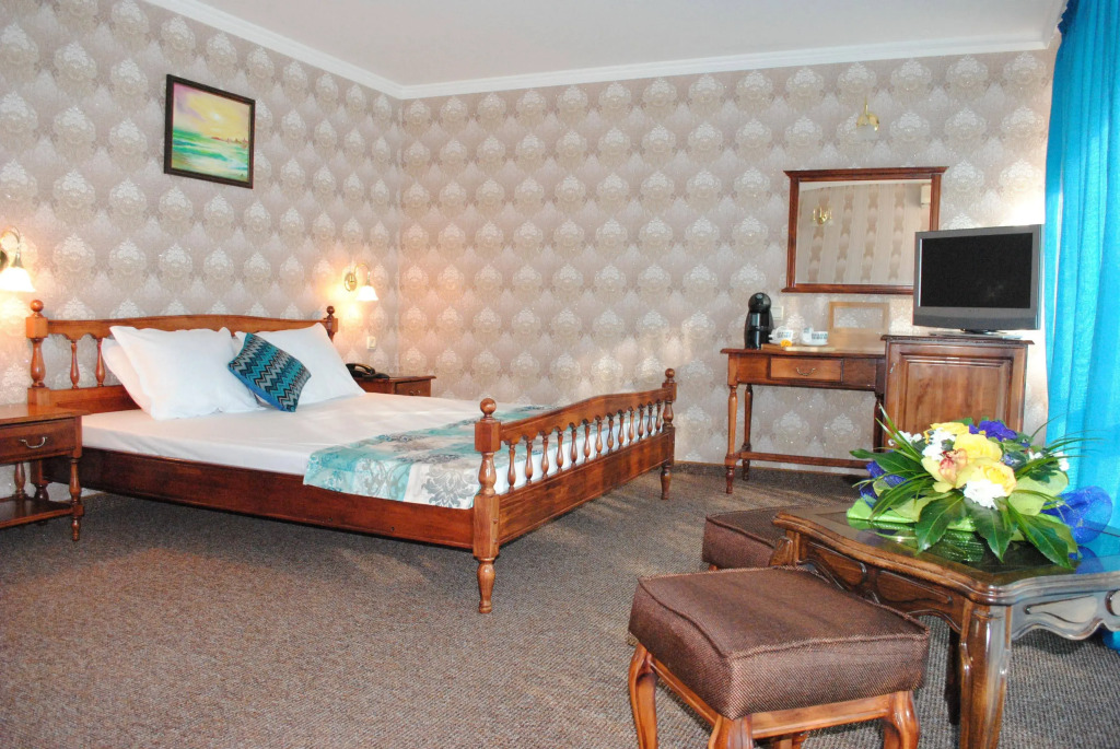 Mercury Hotel- All Inclusive