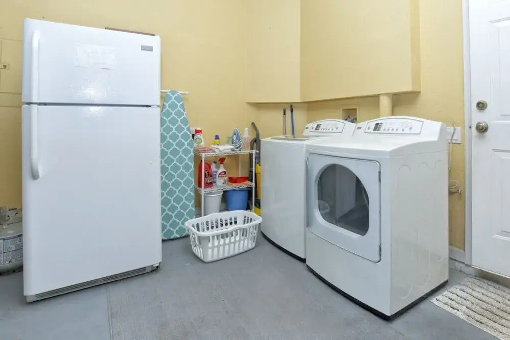 Deluxe Spacious Resort Home Close to Disney