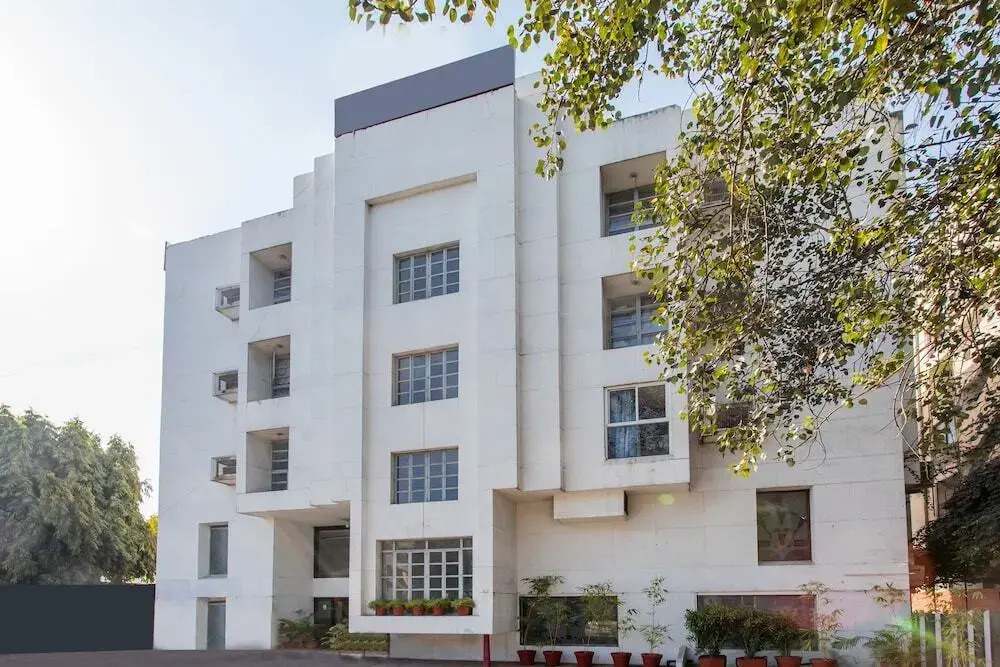 Hotel Amaltas International by OYO Rooms