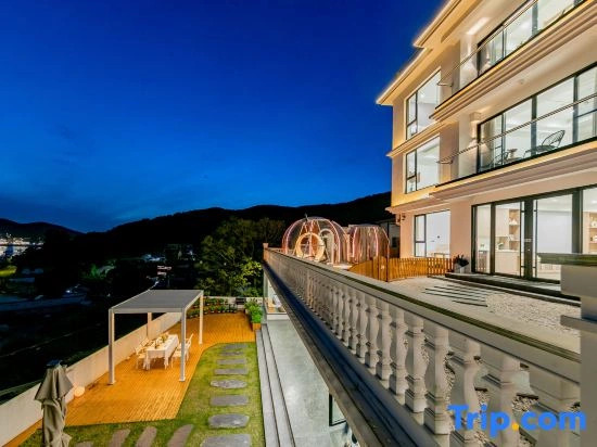 Sunset and Sea View Homestay in Early Summer (Zhangzhou Village Branch)