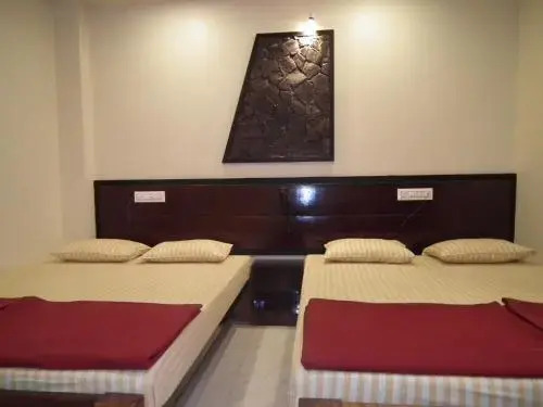 Galaxy Lodge