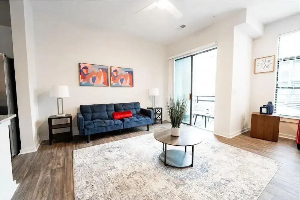 Luxury Apartment 329