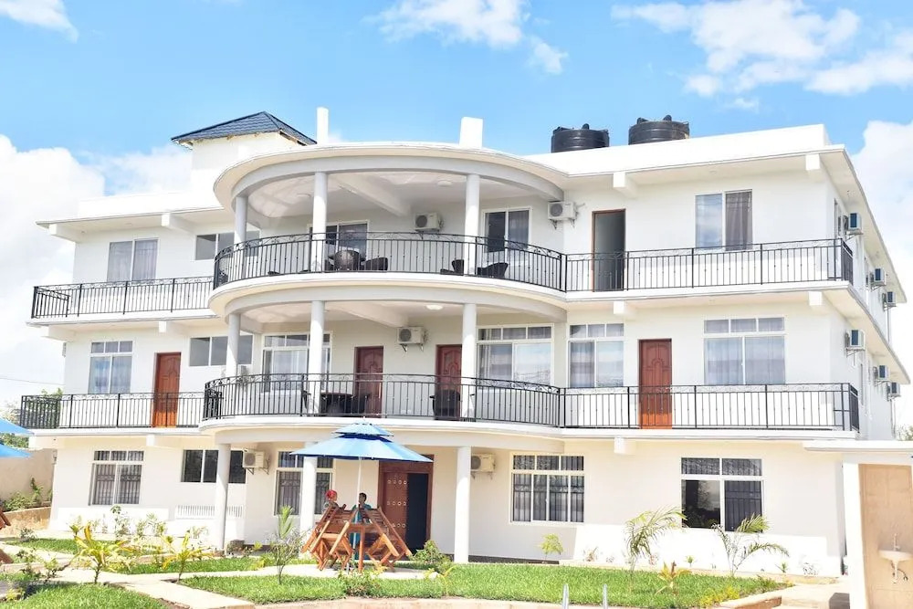 Sea Crest Hotel
