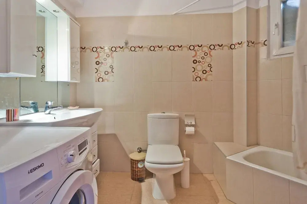 One Bedroom Apartment