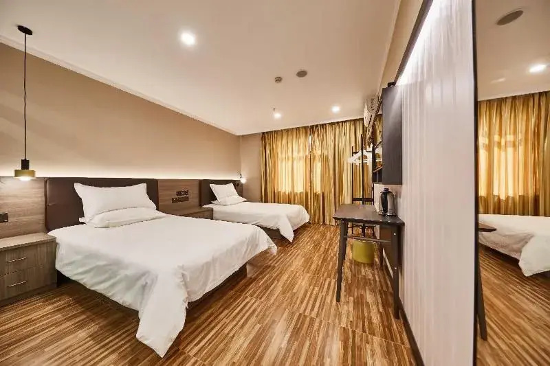 Hi Inn (Beijing Happy Valley Shibalidian)