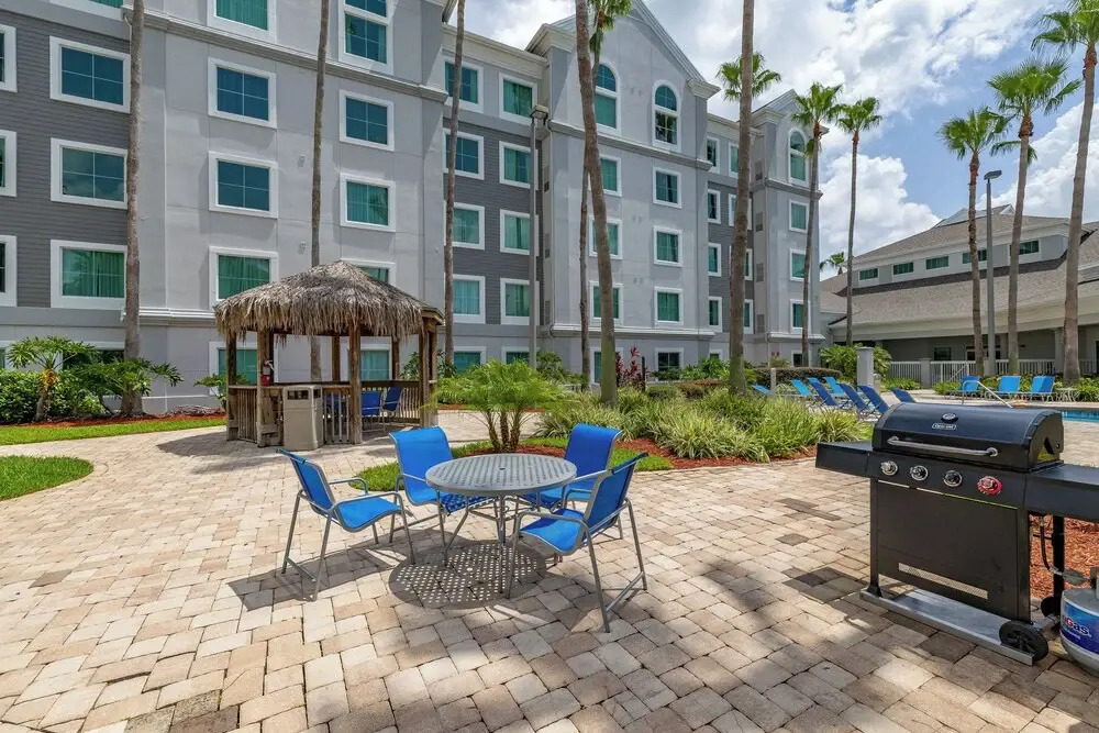 Orlando Family Condo ~ 9 Mi to Magic Kingdom!