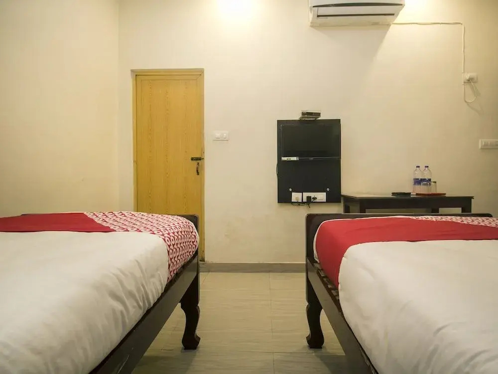 Oyo 15953 North Bengal Guest House