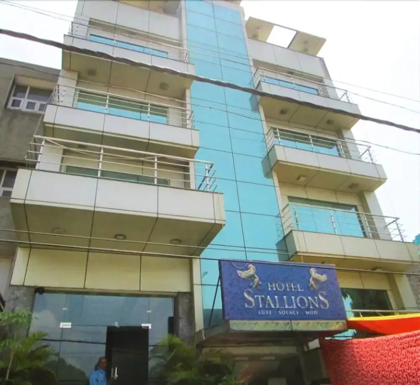 Hotel Stallions
