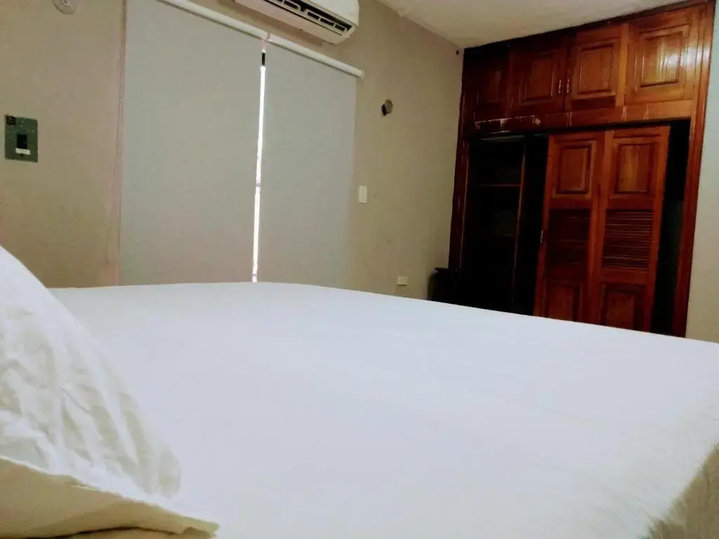 Casa Ixchel - 700m to Downtown, WiFi, Hot Water, AC