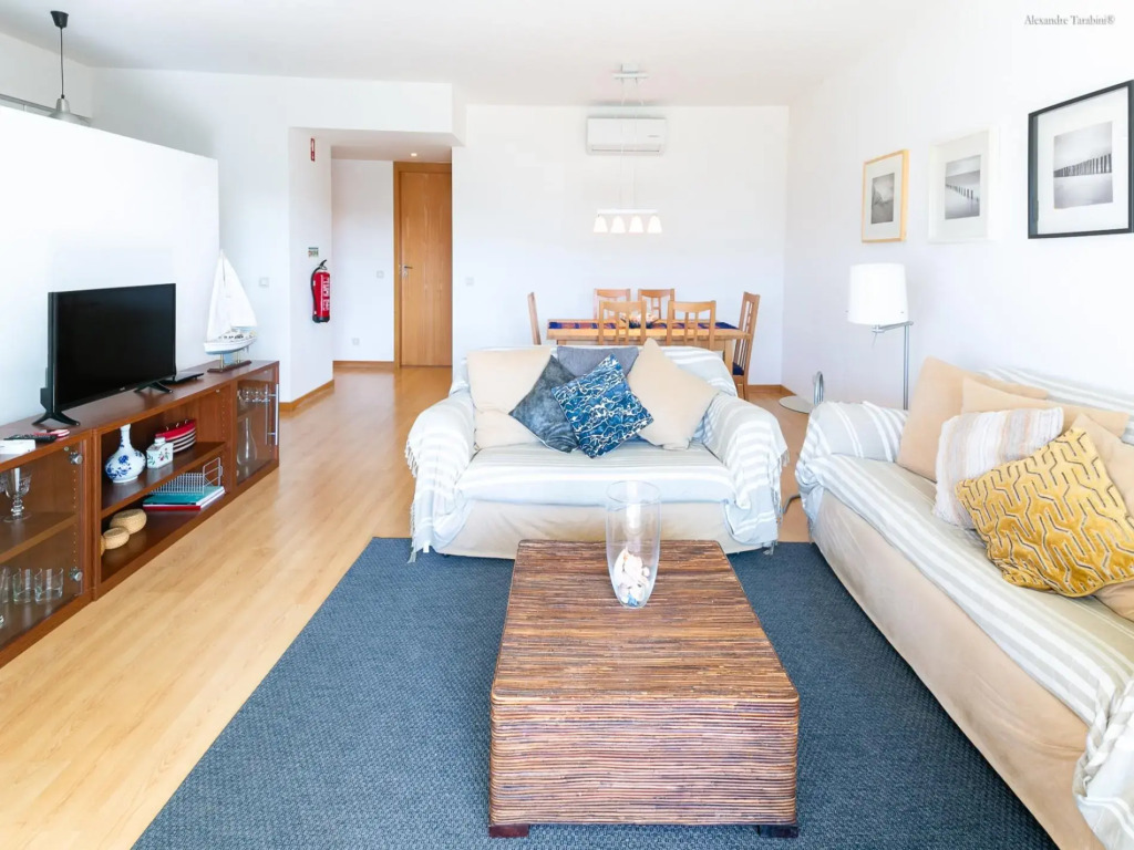B19 - Marina Club Apartment