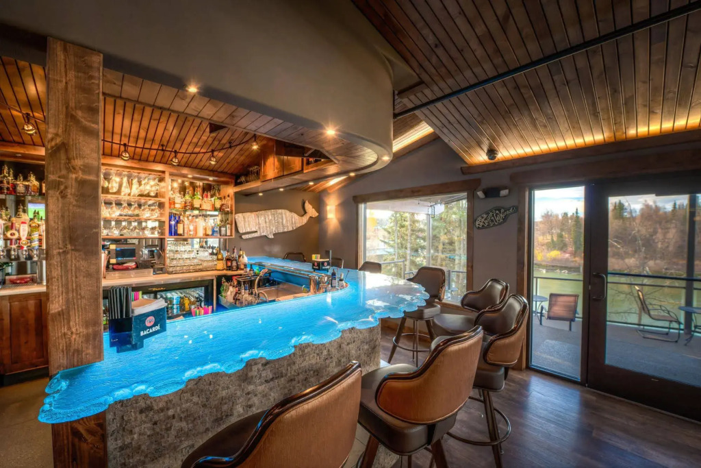 Kenai River Lodge