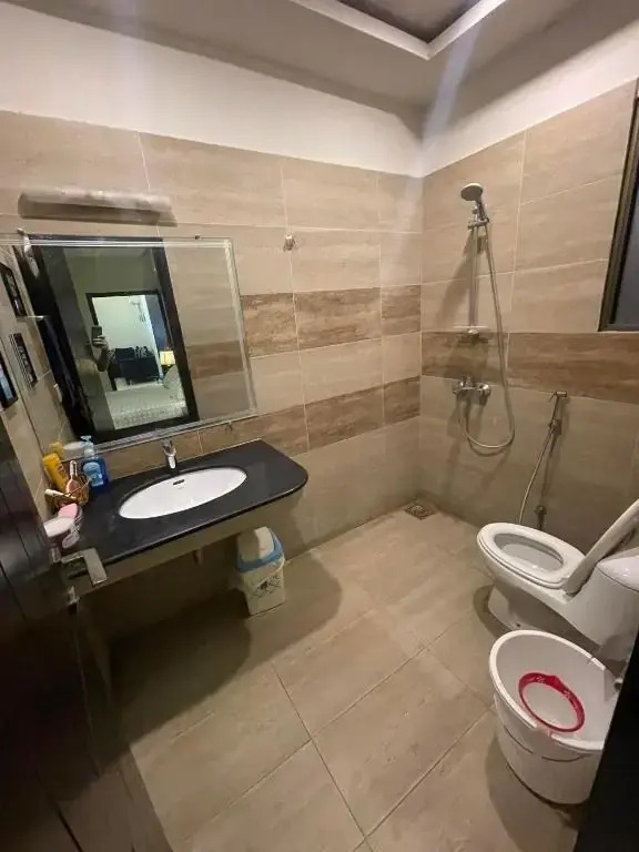 Near AirPort/Motorway/Daewoo - Large 3BHK Apt