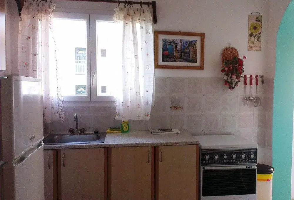 Yannas Apartments
