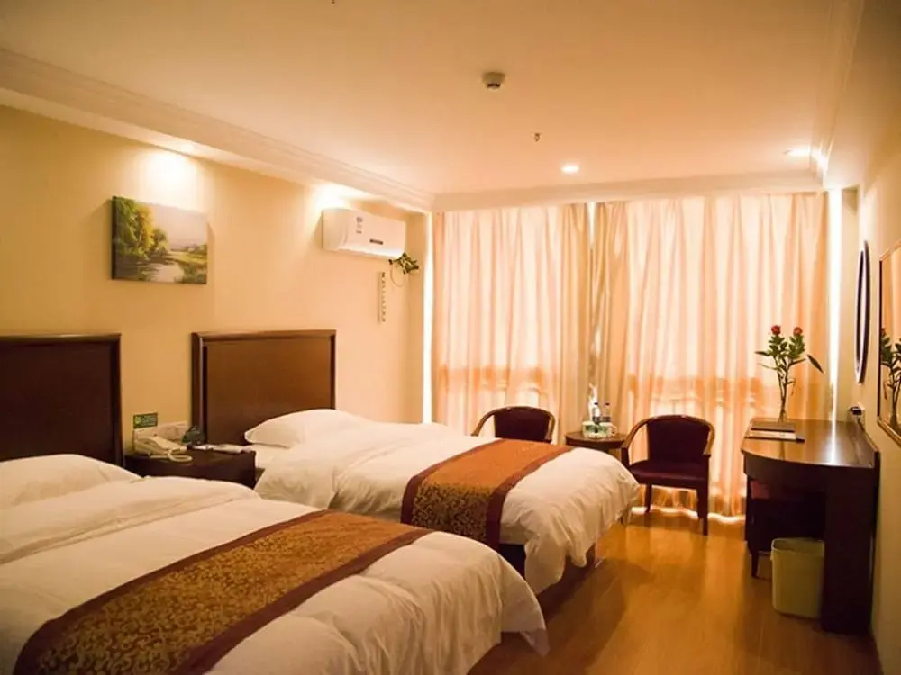 GreenTree Inn Taizhou Xinghua Wuyue Square