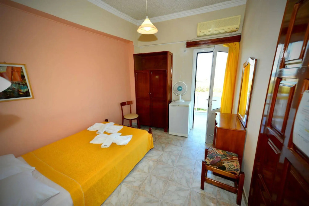 Bikakis Family Apartments