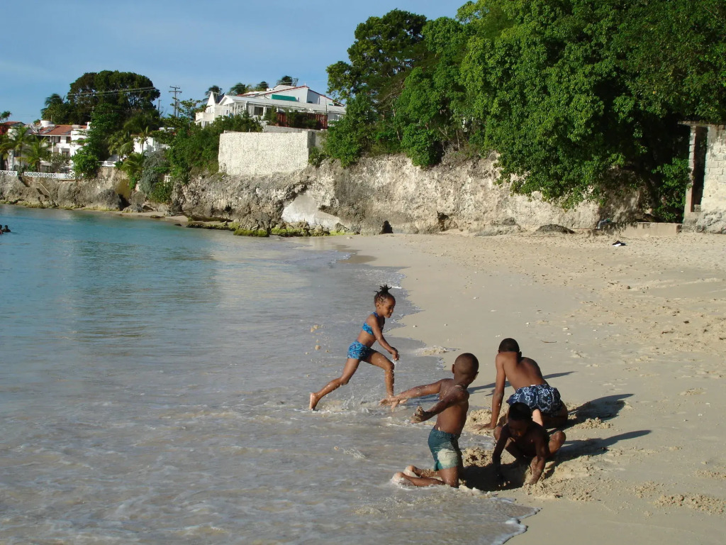 Best E Villas Prospect St James