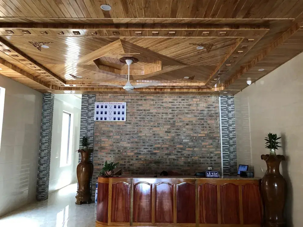 Starlet Hotel Phong Nha