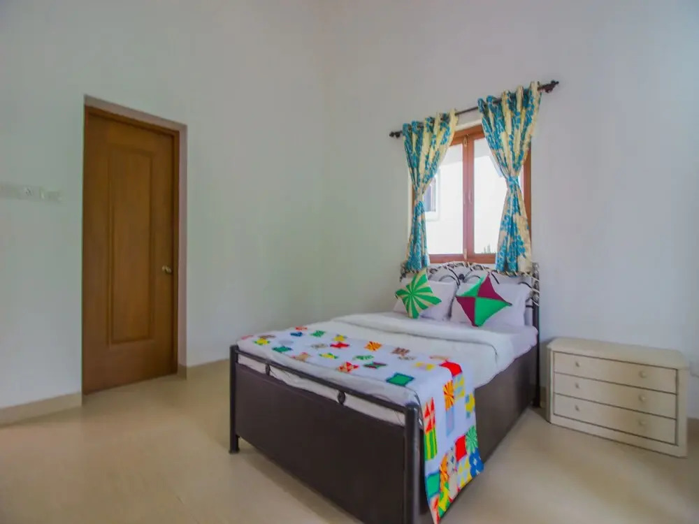 OYO 13634 Home Pool Side 2BHK Siolim