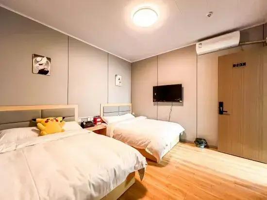 Luoyang Qingqing Yuanshe Homestay (Lijingmen Cross Street Store)