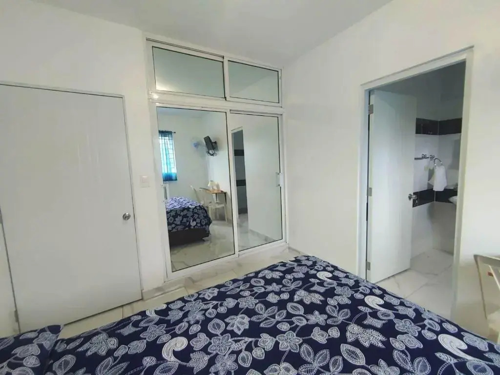 Habitación Ben en Residencial Blue Amber.