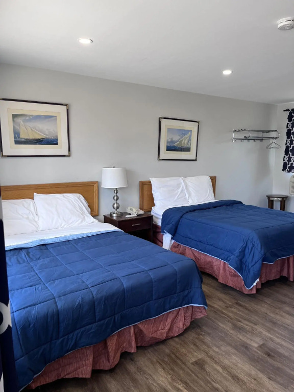Knights Inn - Park Villa Motel, Midland