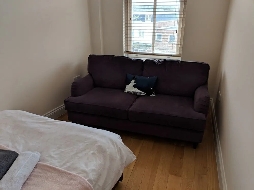 2 Bed Flat by Shoreditch Station Zone 1
