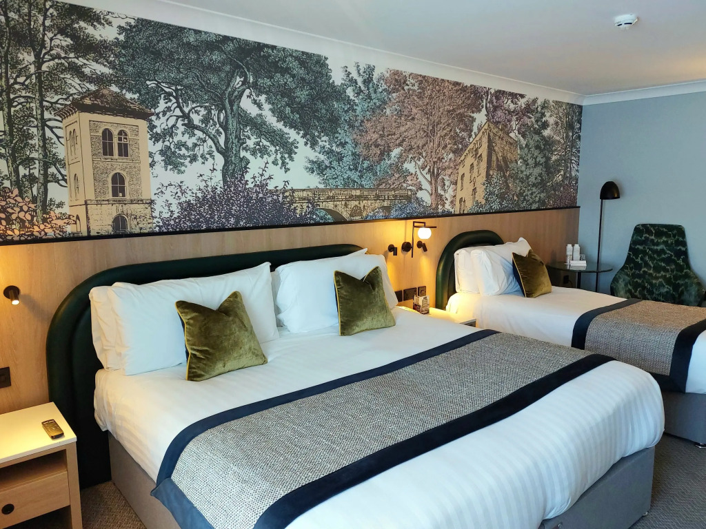 Menlo Park Hotel