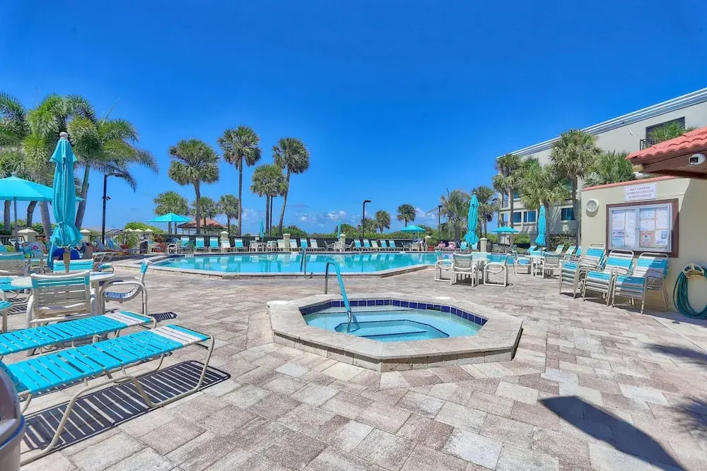 Lands End 1-306 Bay Front- Premier
