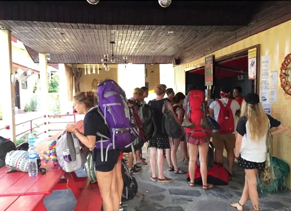 Sabai Sabai Hostel Backpacker - Adults Only