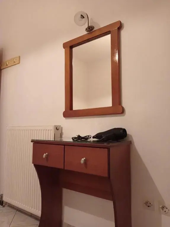 Happy Days Apartment