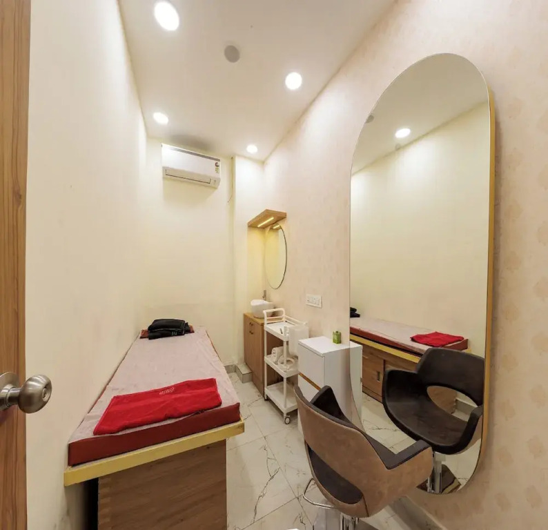 Grand Sri Krishna Residency