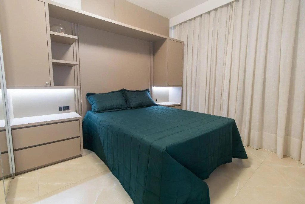 Terrazzo 402B - Apartamento 02 suítes - Acomoda até 06 pessoas - À poucos metros da praia de Bombas