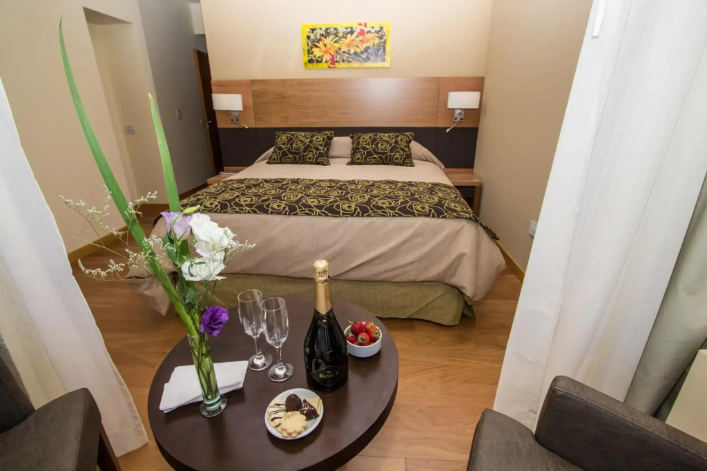 Los Robles Apart & Spa