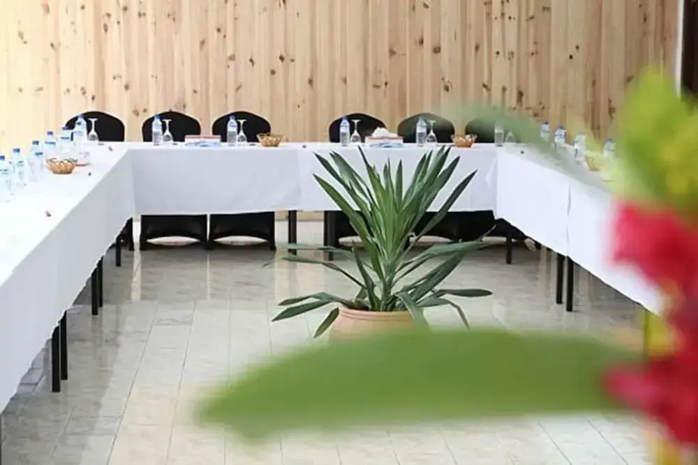 Retaj Moroni Hotel