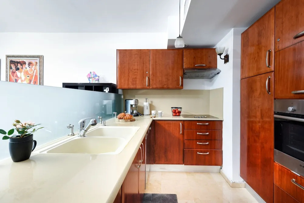 Deluxe 3 BD Marina Apartment in Herzylia