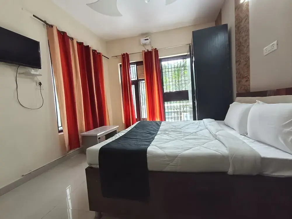 Tiger Eye Resort