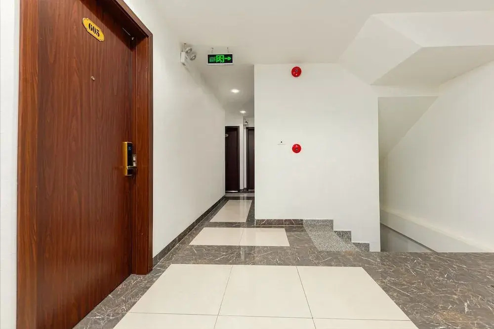 OYO 1080 Anh Thu 96 Hotel