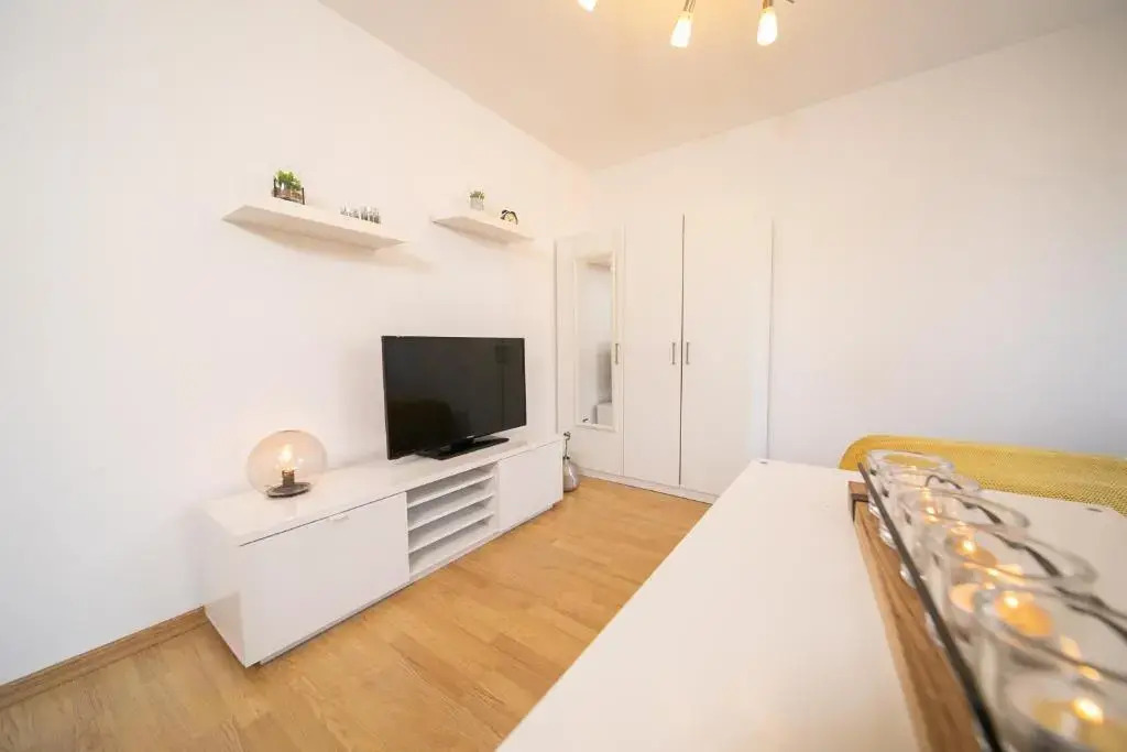 Studio Shiny - Zentral mit Balkon - Messe - Küche