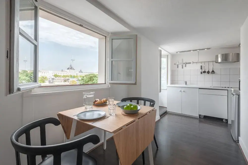 Wonderful Flat Close To The Docks In The Heart Of Lyon