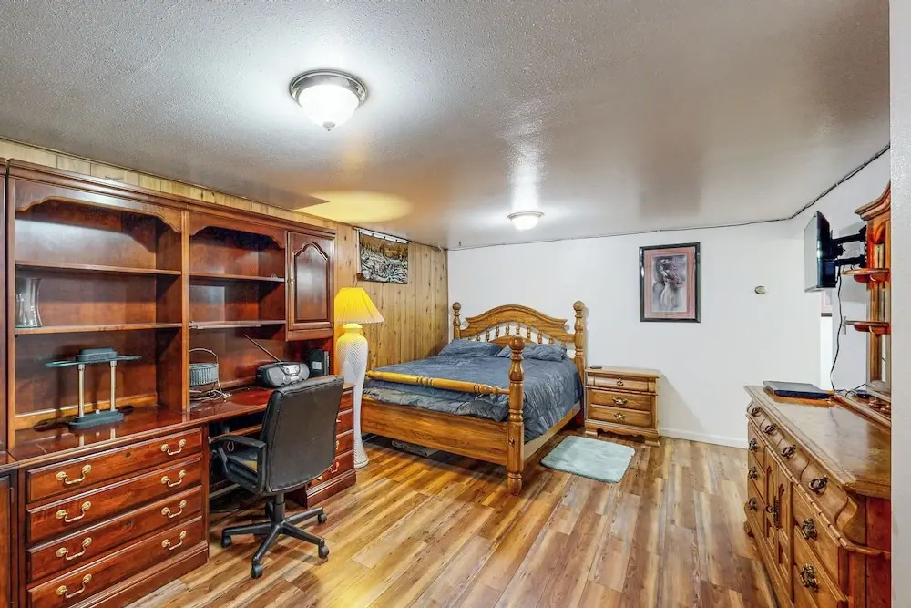 4BR Dog-friendly Home & Close to Mountains