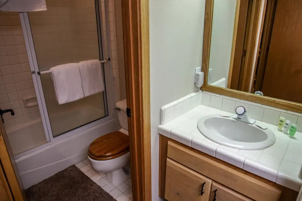 Snowcreek V #714 4 Bedrooms 3 Bathrooms Townhouse