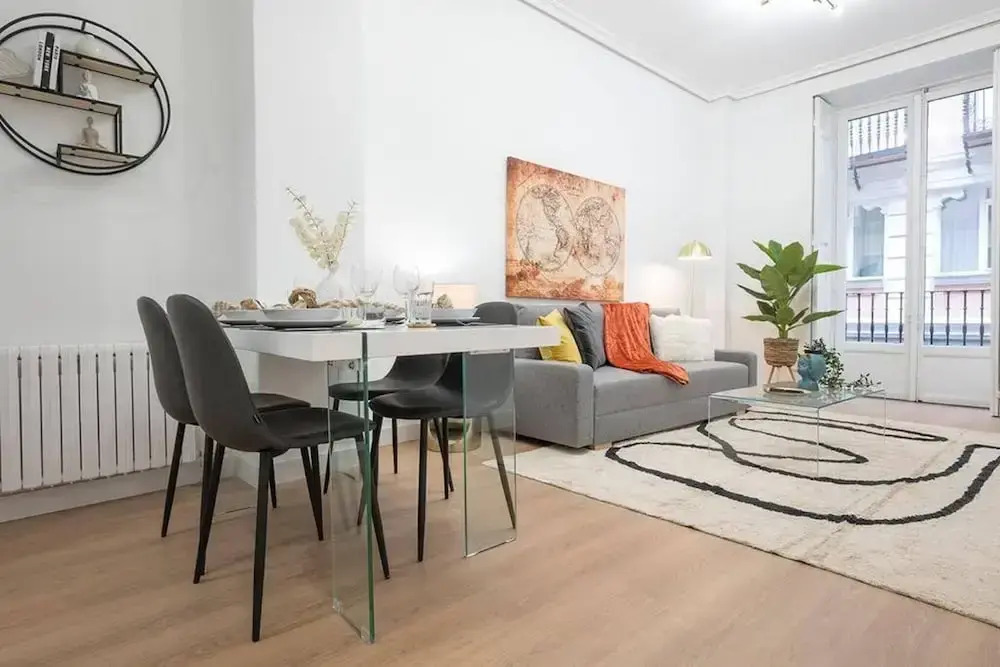Luxury Apartment in the Heart of Gran Via
